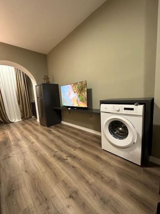 Bejart Apartment 4 Тирана Экстерьер фото