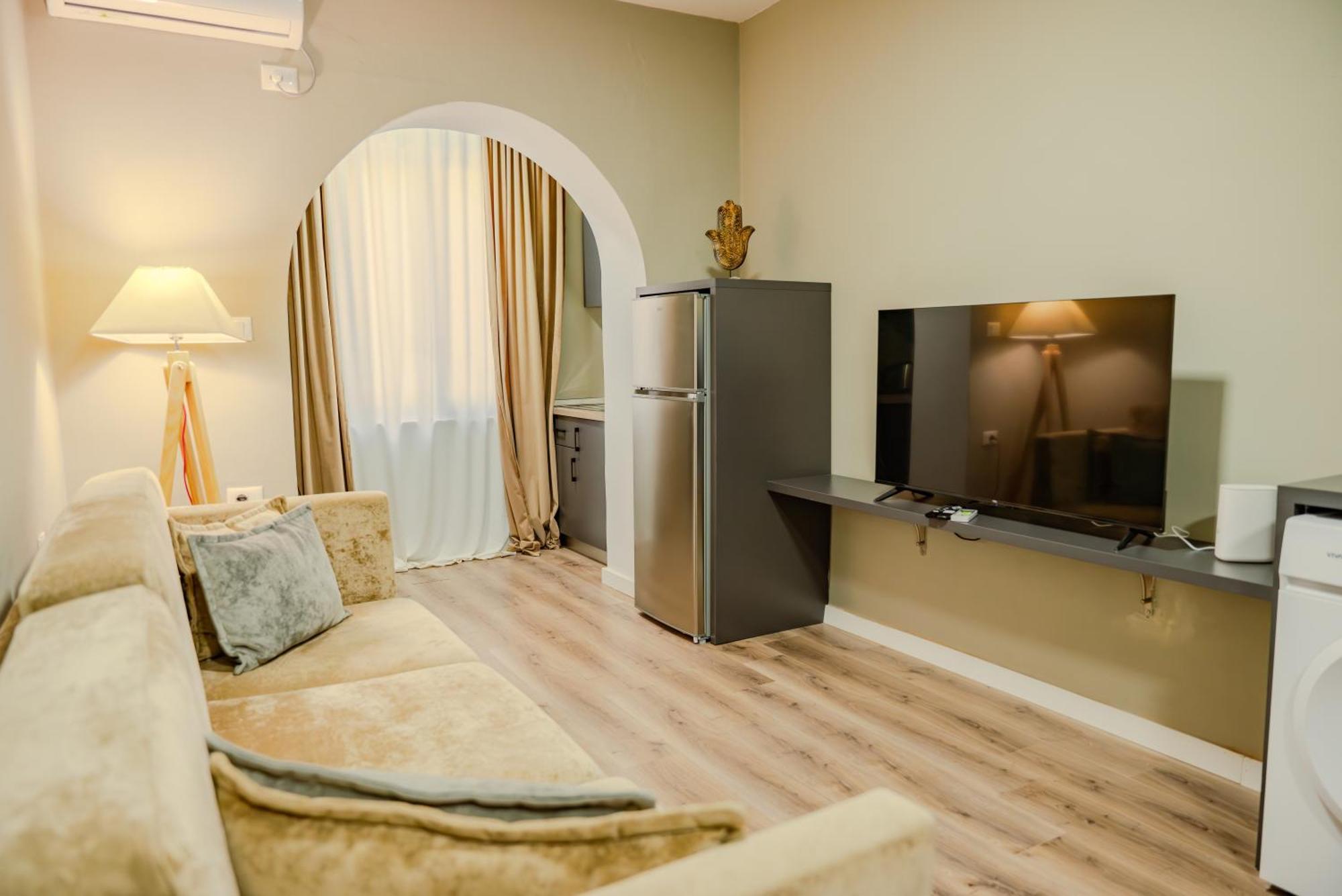 Bejart Apartment 4 Тирана Экстерьер фото